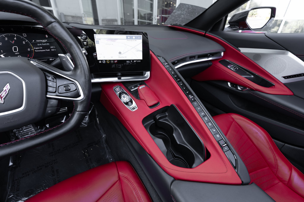 Used 2020 Chevrolet Corvette Stingray Preferred Conv w/ 2LT Preferred Equipment Group RWD image 27