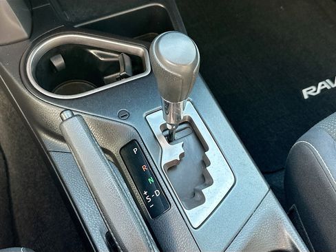 Used 2016 Toyota RAV4 XLE image 23