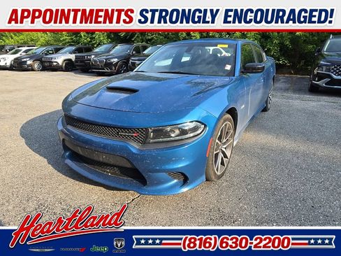 Used 2023 Dodge Charger R/T RWD image 1