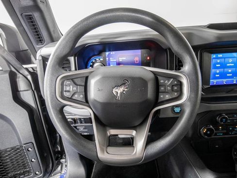 Used 2023 Ford Bronco 4-Door AWD/4WD image 19