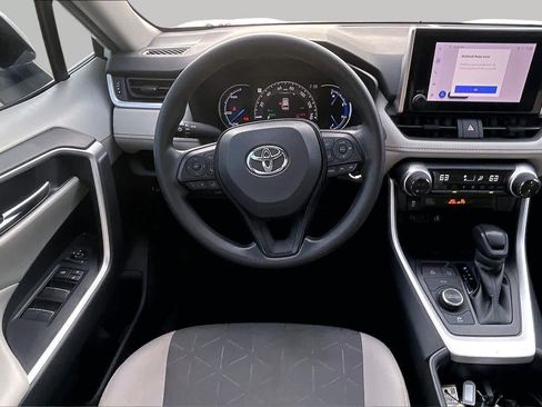 Used 2024 Toyota RAV4 XLE w/ Convenience Package AWD/4WD image 6