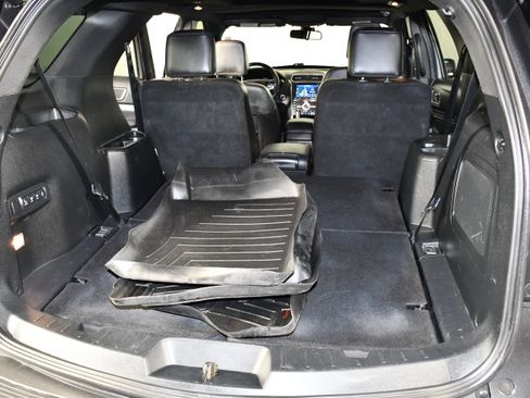 Used 2018 Ford Explorer Sport w/ Equipment Group 401A AWD/4WD image 49