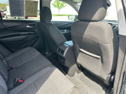 Used 2023 Chevrolet Equinox LT FWD image 30