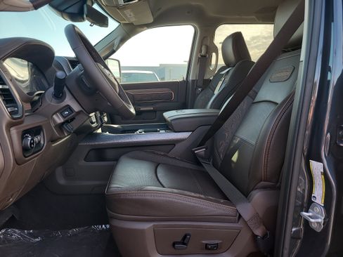 New 2026 RAM 2500 Limited AWD/4WD image 13