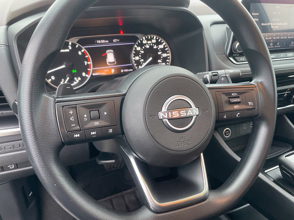 Used 2023 Nissan Rogue S AWD/4WD image 13