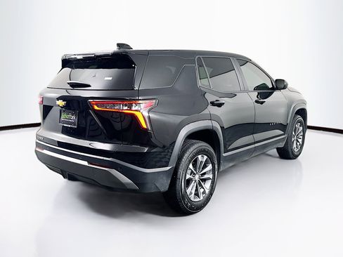 Used 2025 Chevrolet Equinox LT image 9