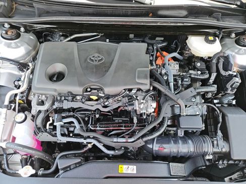 Used 2025 Toyota Camry LE FWD image 28