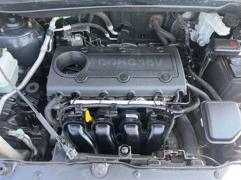 Used 2012 Hyundai Tucson GLS AWD/4WD image 32