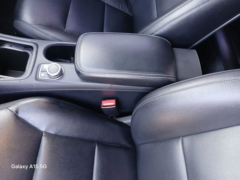 Used 2015 Mercedes-Benz CLA 250 image 8