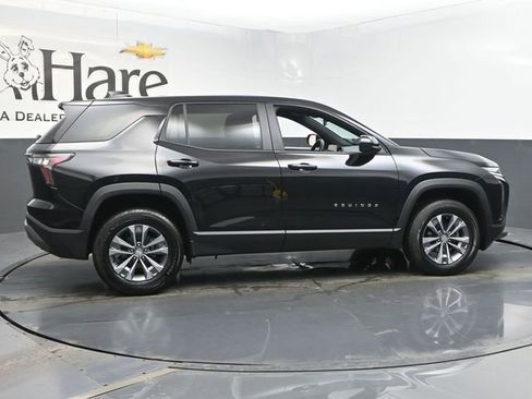 Used 2025 Chevrolet Equinox LT image 37