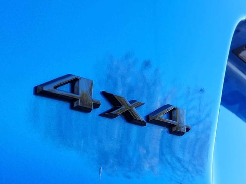 Certified 2023 Jeep Cherokee Altitude Lux image 30