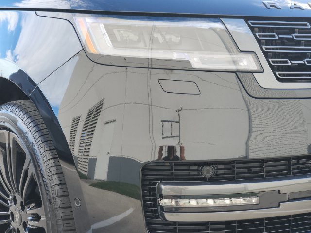 New 2027 Land Rover Range Rover Long Wheelbase SE AWD/4WD image 8