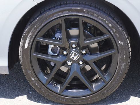 Used 2026 Honda Civic Sport image 4