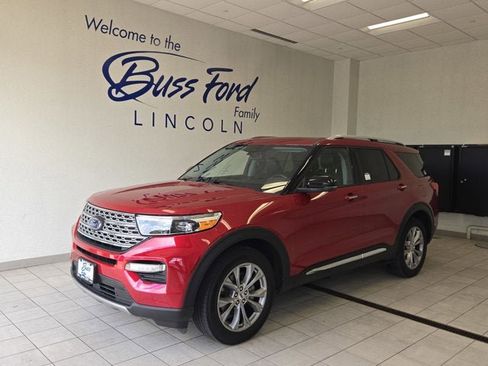 Used 2022 Ford Explorer Limited w/ Equipment Group 301A AWD/4WD image 1