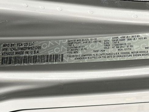 Used 2023 Jeep Wrangler Unlimited image 12