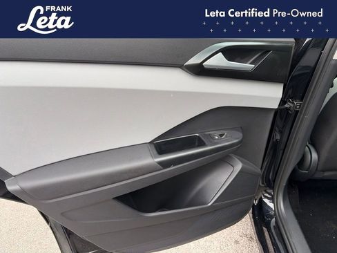 Used 2022 Volkswagen Taos S AWD/4WD image 27