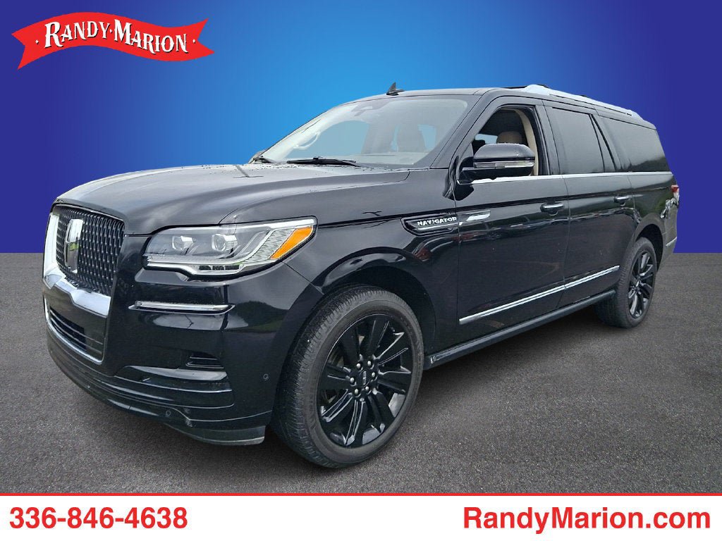 Used 2022 Lincoln Navigator L Reserve AWD/4WD image 1