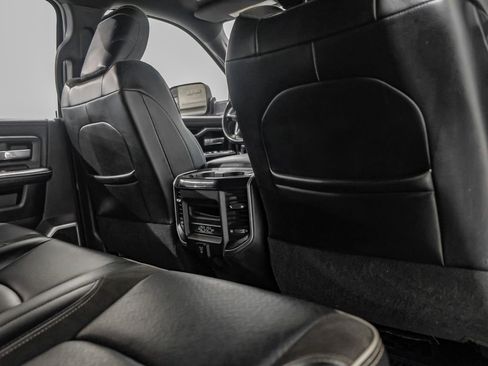 Used 2020 RAM 3500 Laramie w/ Night Edition image 37