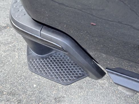 Used 2024 Chevrolet Colorado Trail Boss w/ Advanced Trailering Package image 12