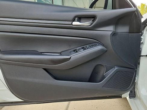 Used 2022 Nissan Altima 2.5 S FWD image 26