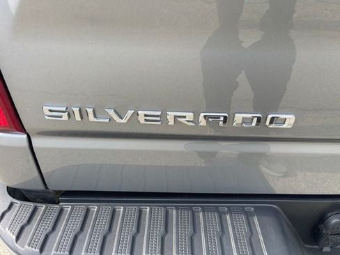 Used 2023 Chevrolet Silverado 1500 LT AWD/4WD image 24