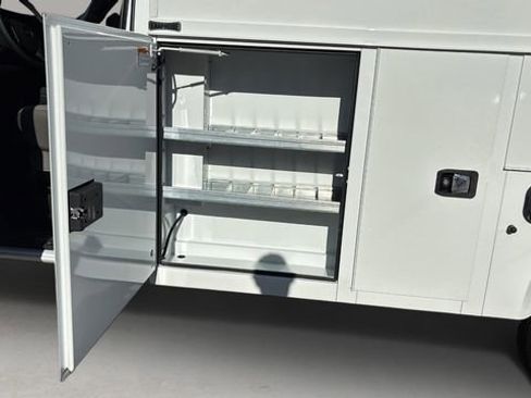 New 2025 Chevrolet Express 3500 Work Van w/ Power Convenience Package image 9