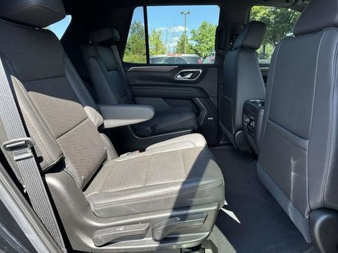 Used 2021 Chevrolet Tahoe High Country AWD/4WD image 11