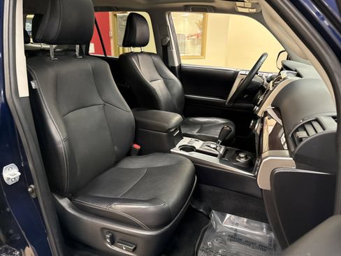 Used 2022 Toyota 4Runner Limited image 20