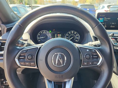 Used 2025 Acura RDX SH-AWD image 20
