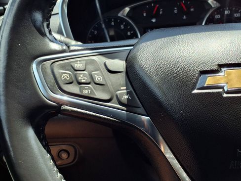 Used 2021 Chevrolet Equinox LT FWD image 18
