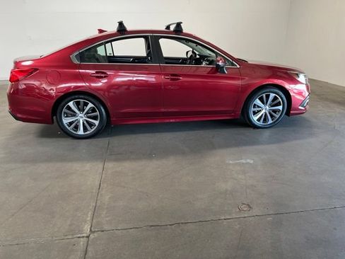 Used 2019 Subaru Legacy 2.5i Limited AWD/4WD image 2