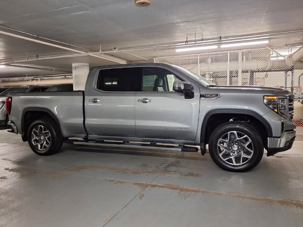 New 2026 GMC Sierra 1500 SLT w/ SLT Premium Plus Package AWD/4WD image 4