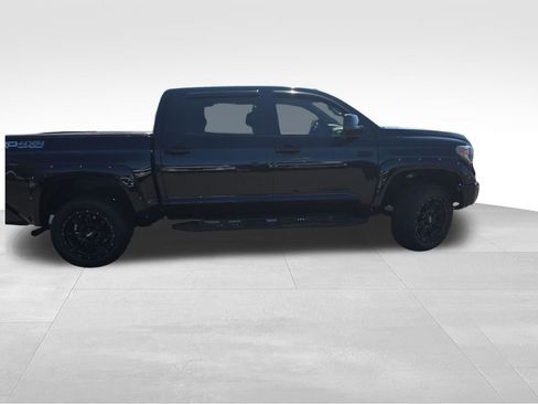 Used 2018 Toyota Tundra Limited w/ Limited Premium Package AWD/4WD image 9