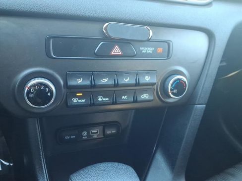 Used 2019 Kia Sportage LX image 20