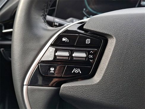 Certified 2023 Kia Niro EX image 20