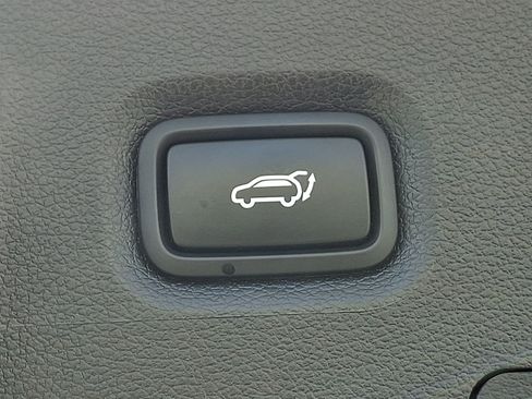 Used 2021 Hyundai Santa Fe Limited AWD/4WD image 32