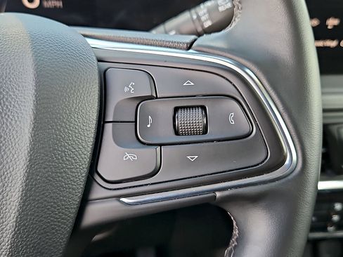 Used 2024 Buick Encore GX Sport Touring AWD/4WD image 18