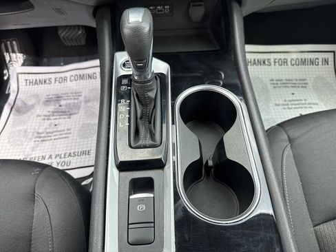 Used 2024 Nissan Altima 2.5 SV image 25