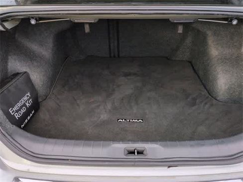 Used 2022 Nissan Altima 2.5 SR image 34