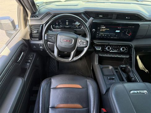 Used 2024 GMC Sierra 2500 AT4 w/ AT4 Preferred Package image 28