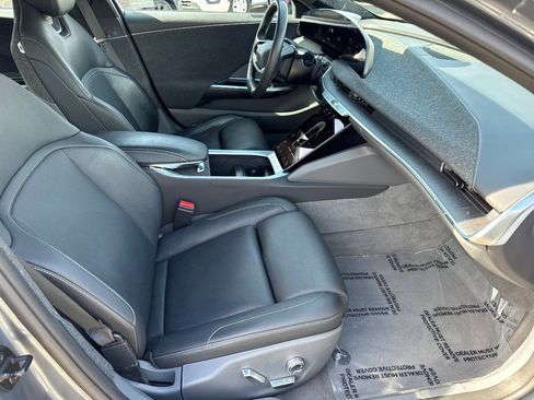 Used 2024 Lucid Air Pure image 17