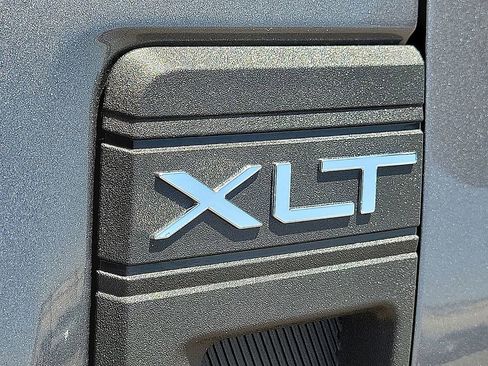 Used 2024 Ford Maverick XLT FWD image 9