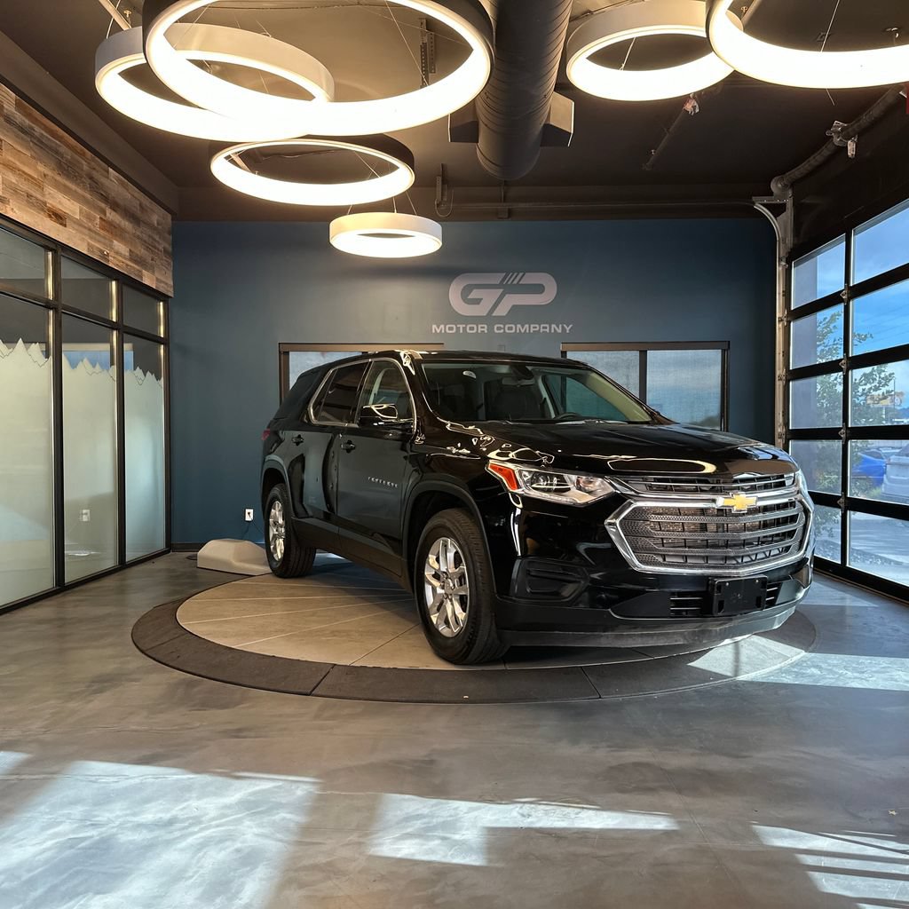 Used 2020 Chevrolet Traverse LS AWD/4WD image 1