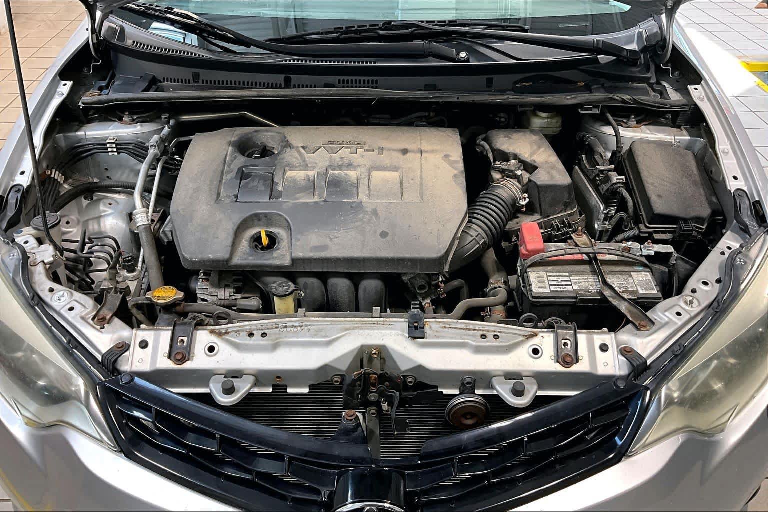 Used 2015 Toyota Corolla S FWD image 29