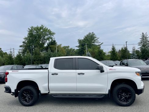 Used 2024 Chevrolet Silverado 1500 Custom Trail Boss AWD/4WD image 4