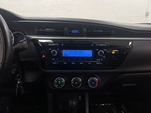 Used 2014 Toyota Corolla L FWD image 19