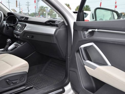 Used 2021 Audi Q3 2.0T Premium image 17