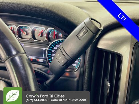 Used 2018 Chevrolet Silverado 1500 LT w/ LT Eassist Package AWD/4WD image 10