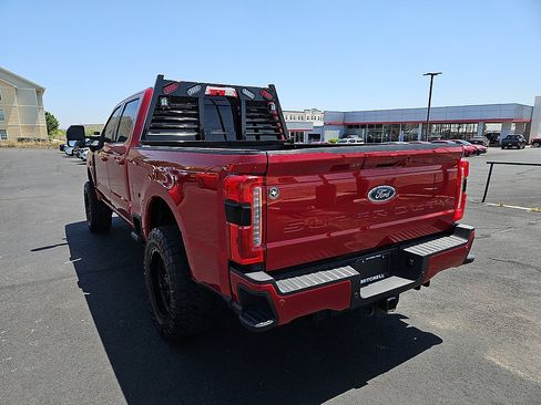 Used 2023 Ford F250 Lariat w/ Lariat Ultimate Package AWD/4WD image 3