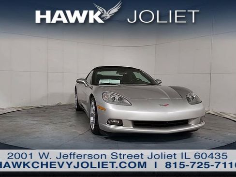 Used 2005 Chevrolet Corvette Convertible w/ Preferred Equipment Group RWD image 3